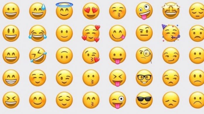 el-emoji-mas-popular-en-whatsapp-en-2021-volvio-a-relegar-al-clasico-corazon-al-segundo-puesto